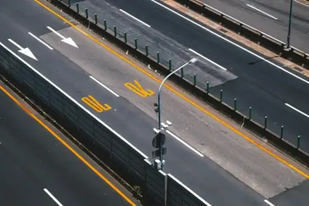 M7 ve 7 numaralı yollarda birçok kaza ve trafik sıkışıklığı
