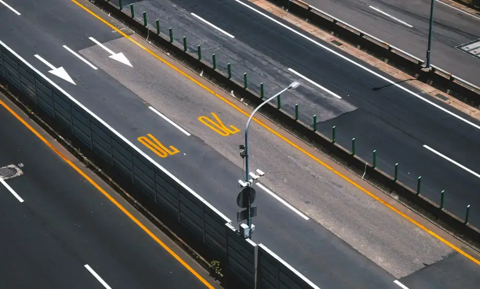 M7 ve 7 numaralı yollarda birçok kaza ve trafik sıkışıklığı