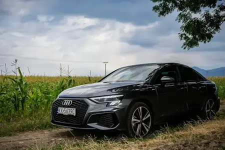 Systém slovenských dálnic a dálničních známek