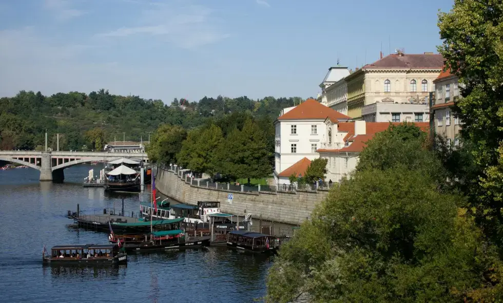 Možnosti potovanja in znamenitosti na avtocestah Češke