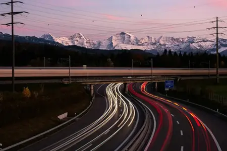 Korištenje švicarskih autoputeva i prednosti digitalne vinjete